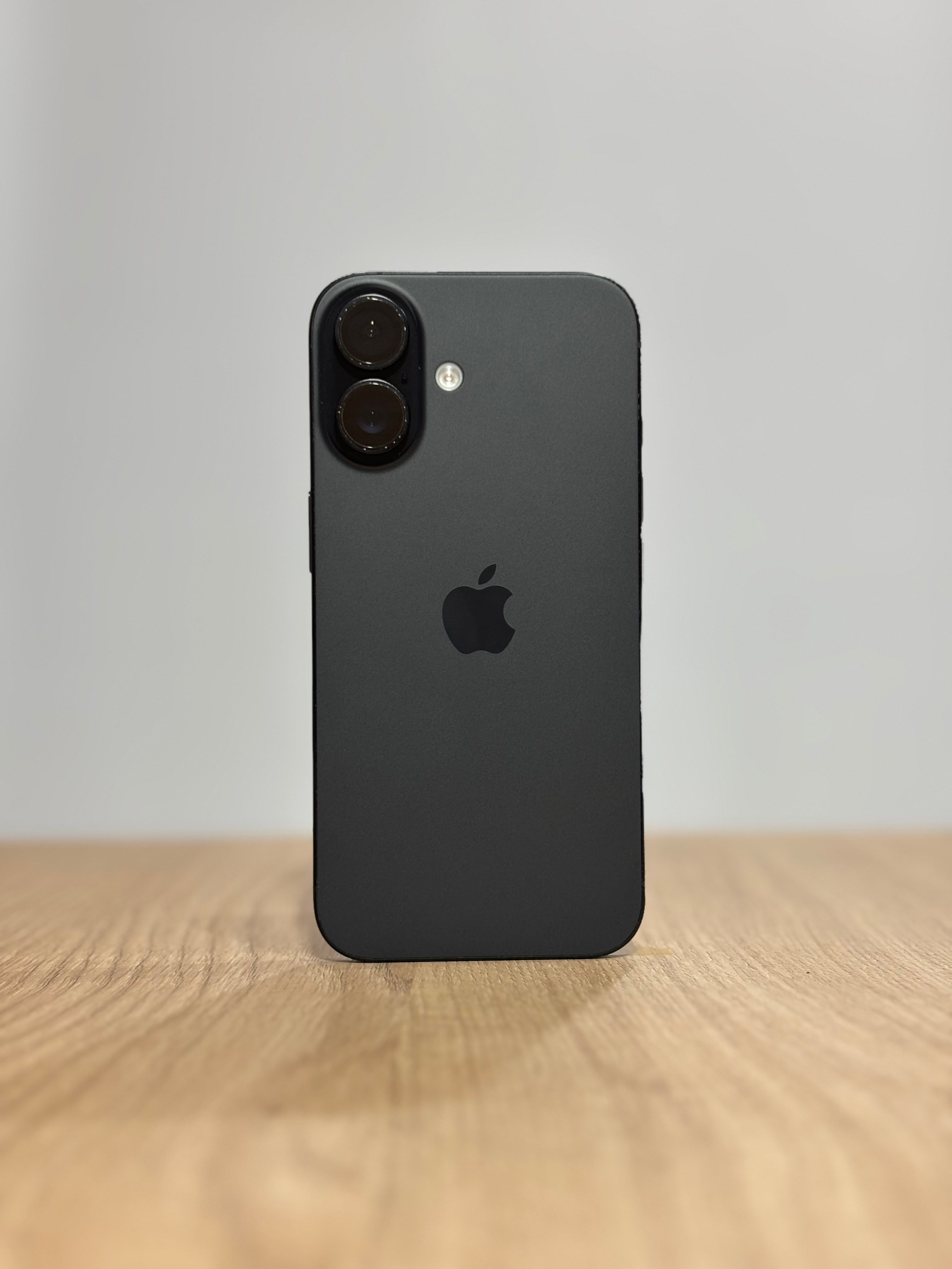 iPhone 16 - Seminuevo
