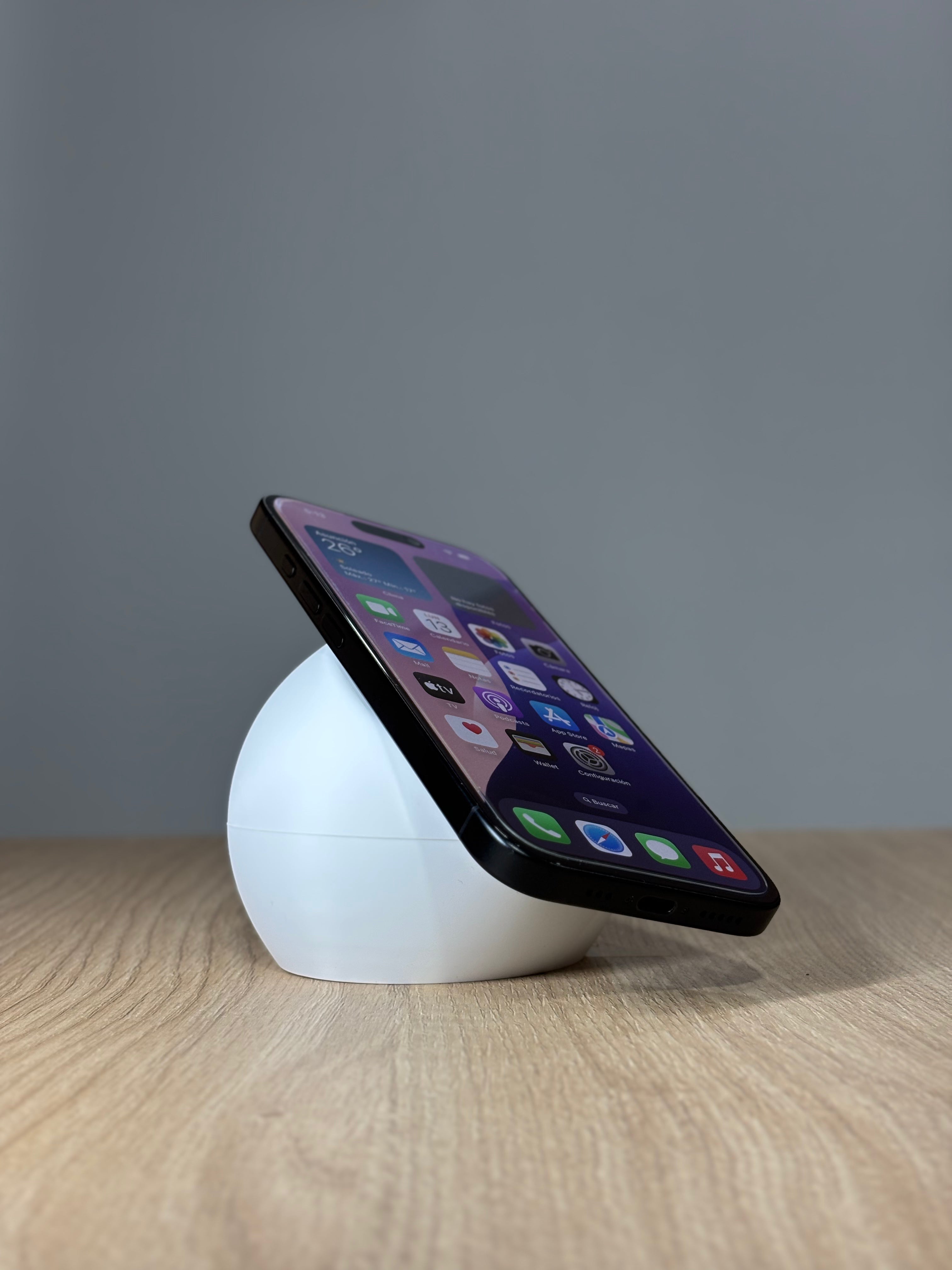 iPhone 16 - Seminuevo