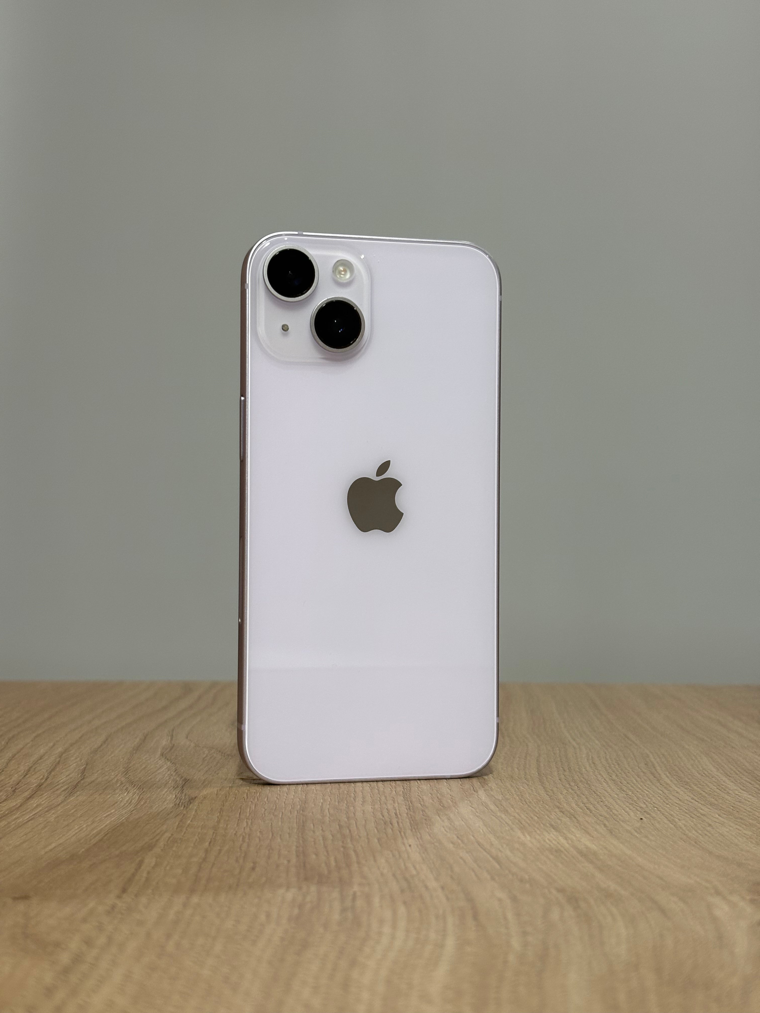 iPhone 14 - Seminuevo