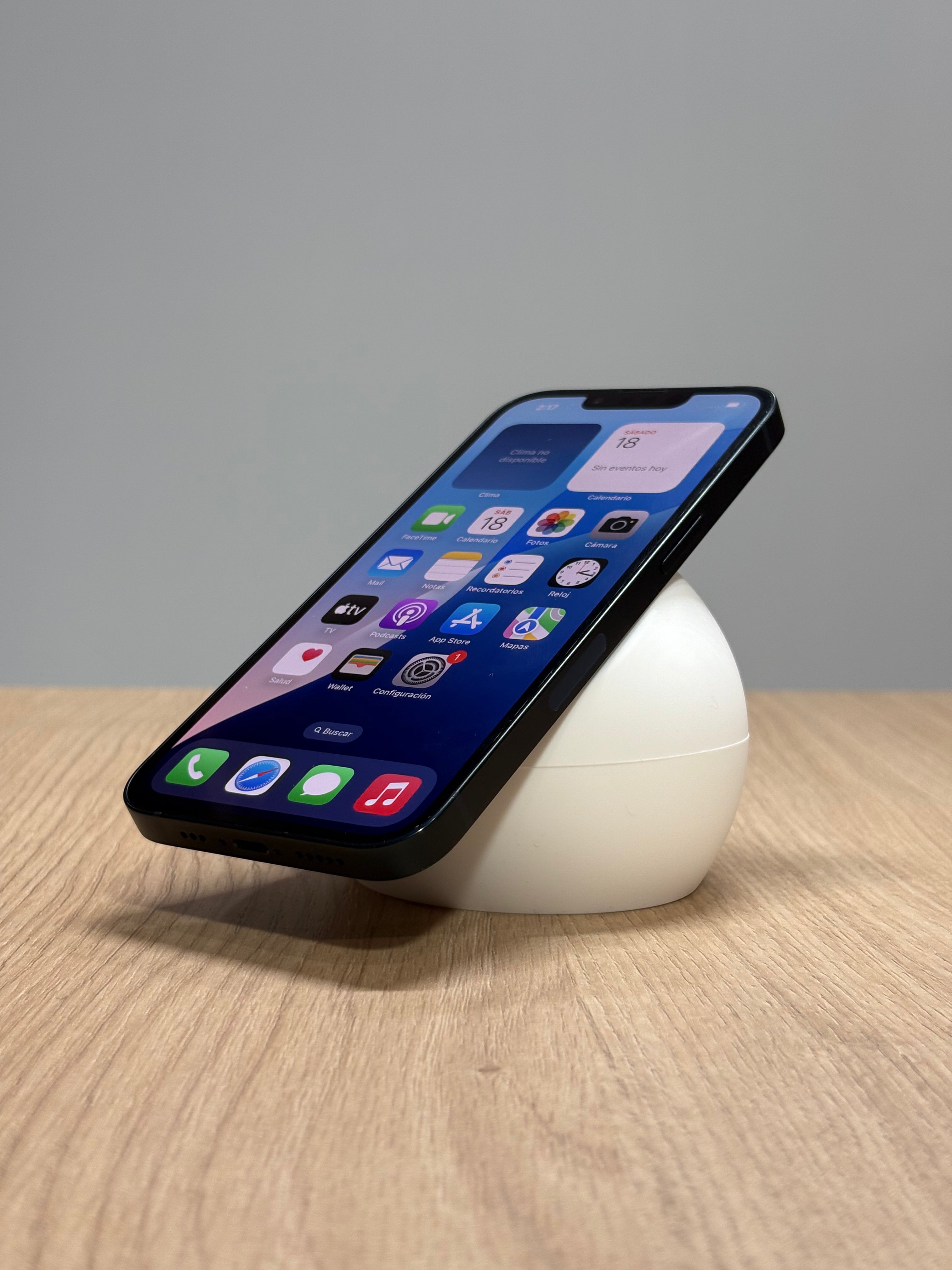 iPhone 13 - Seminuevo